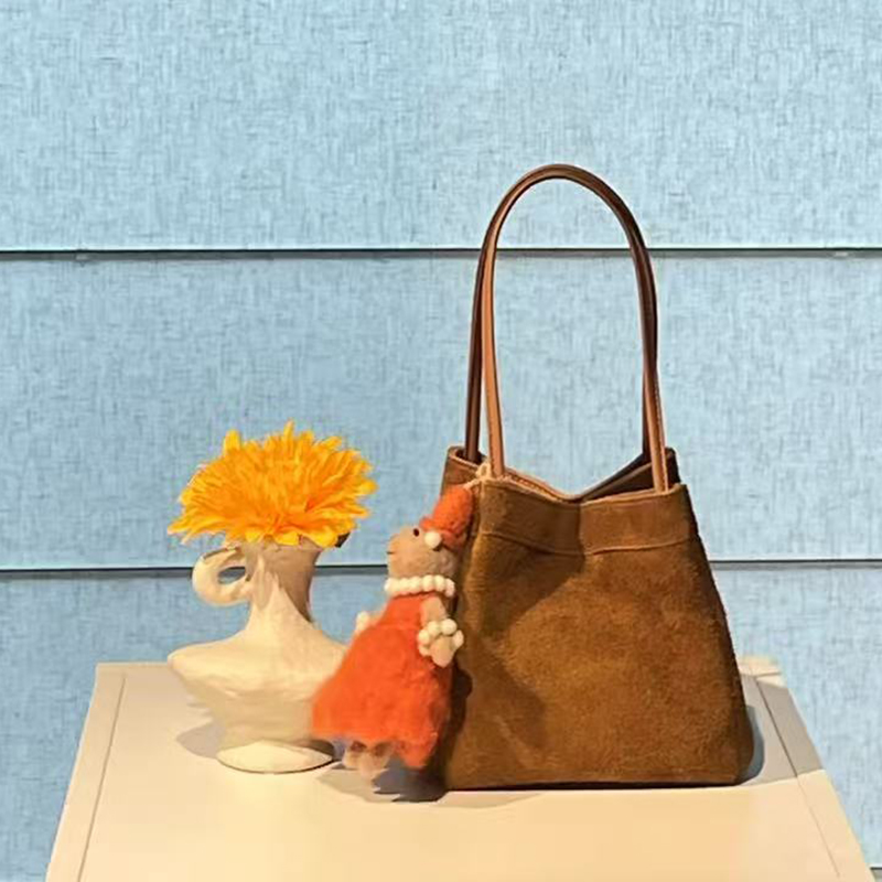 가을 겨울 신상 스웨이드 가죽 마켓 토트백, 숄더백 겸 - Vintage Fashion Market 리뷰 및 가격